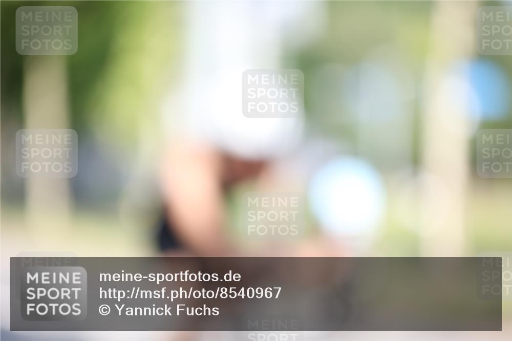 10.08.2025 - GEWOBA Citytriathlon Bremen Yannick Fuchs http://msf.ph/oto/8540967 10.08.2025 10:33:00 Radfahren 355, 371, 384, 390, 430 meine-sportfotos.de