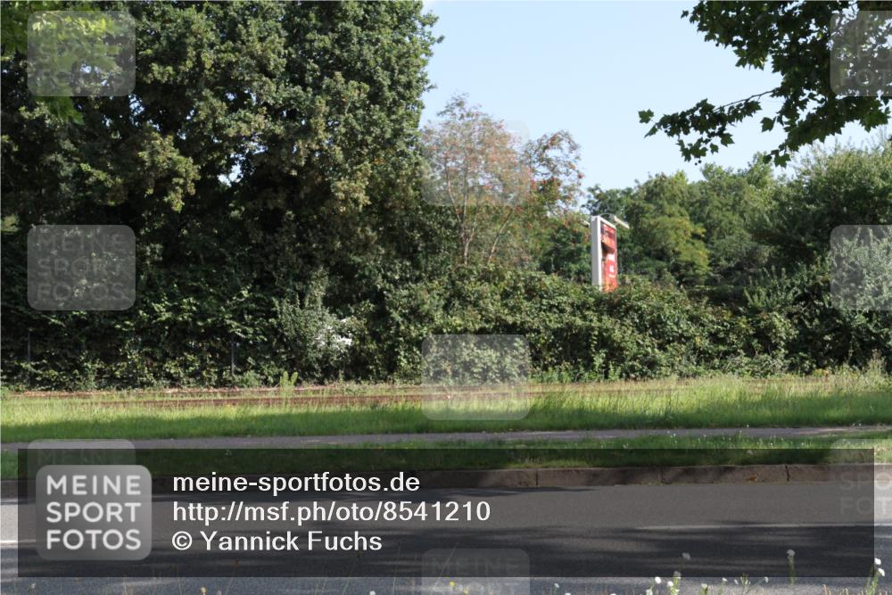 10.08.2025 - GEWOBA Citytriathlon Bremen Yannick Fuchs http://msf.ph/oto/8541210 10.08.2025 10:24:39 Radfahren  meine-sportfotos.de