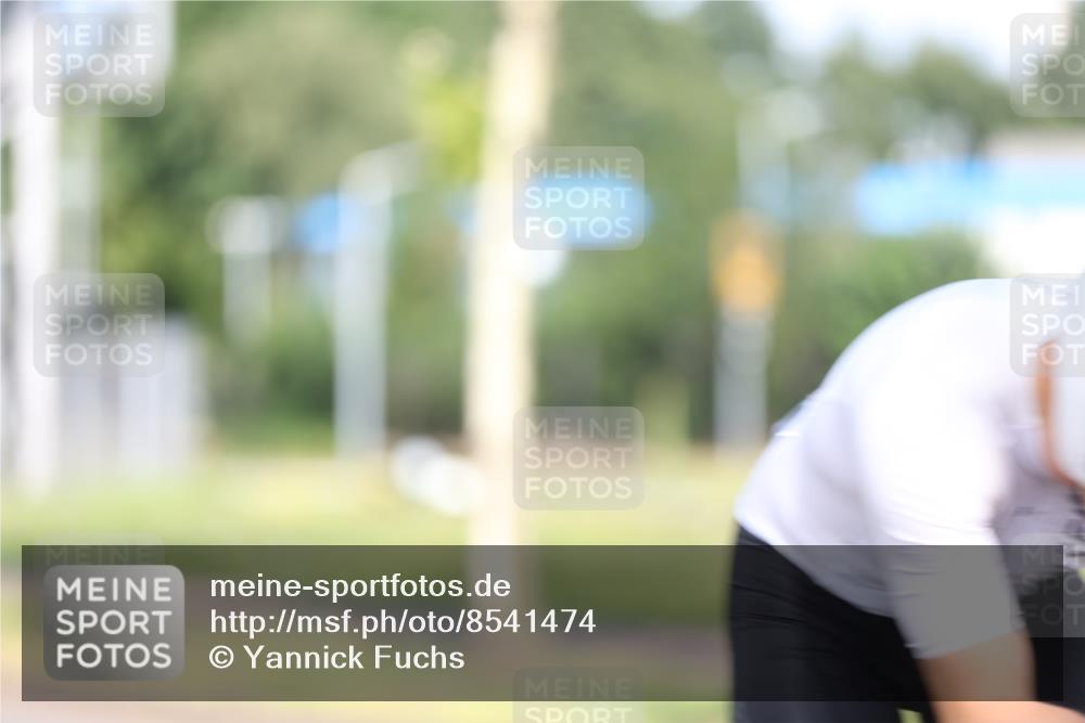 10.08.2025 - GEWOBA Citytriathlon Bremen Yannick Fuchs http://msf.ph/oto/8541474 10.08.2025 10:37:22 Radfahren 121, 145, 455 meine-sportfotos.de