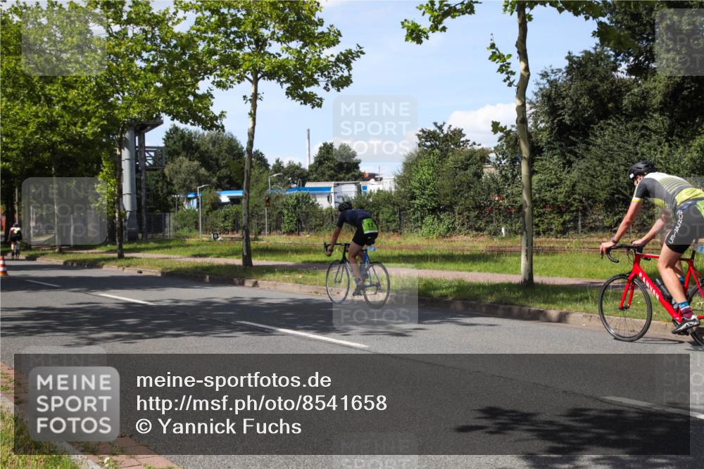 10.08.2025 - GEWOBA Citytriathlon Bremen Yannick Fuchs http://msf.ph/oto/8541658 10.08.2025 14:29:47 Radfahren 183, 226, 275, 327, 405, 466, 468, 517 meine-sportfotos.de