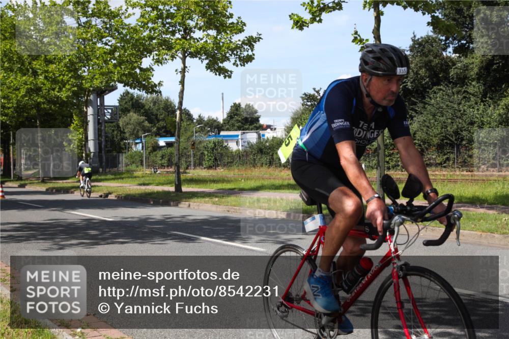 10.08.2025 - GEWOBA Citytriathlon Bremen Yannick Fuchs http://msf.ph/oto/8542231 10.08.2025 14:31:10 Radfahren 26, 155, 291, 335, 368, 385, 407, 412, 470, 491, 494, 509 meine-sportfotos.de