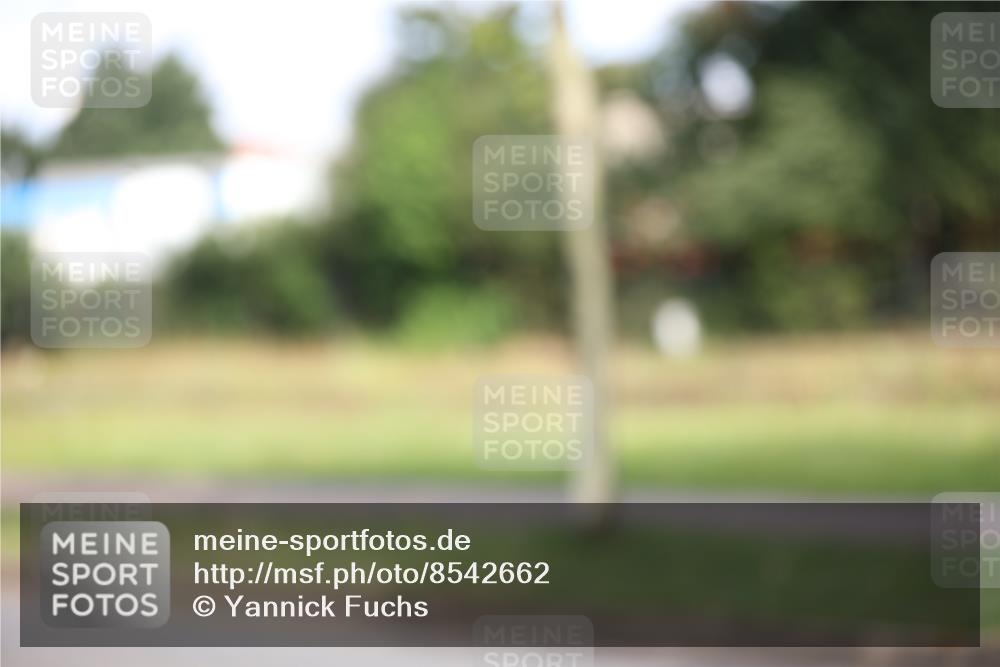 10.08.2025 - GEWOBA Citytriathlon Bremen Yannick Fuchs http://msf.ph/oto/8542662 10.08.2025 10:41:55 Radfahren 3, 9, 41, 177, 223, 395, 410 meine-sportfotos.de