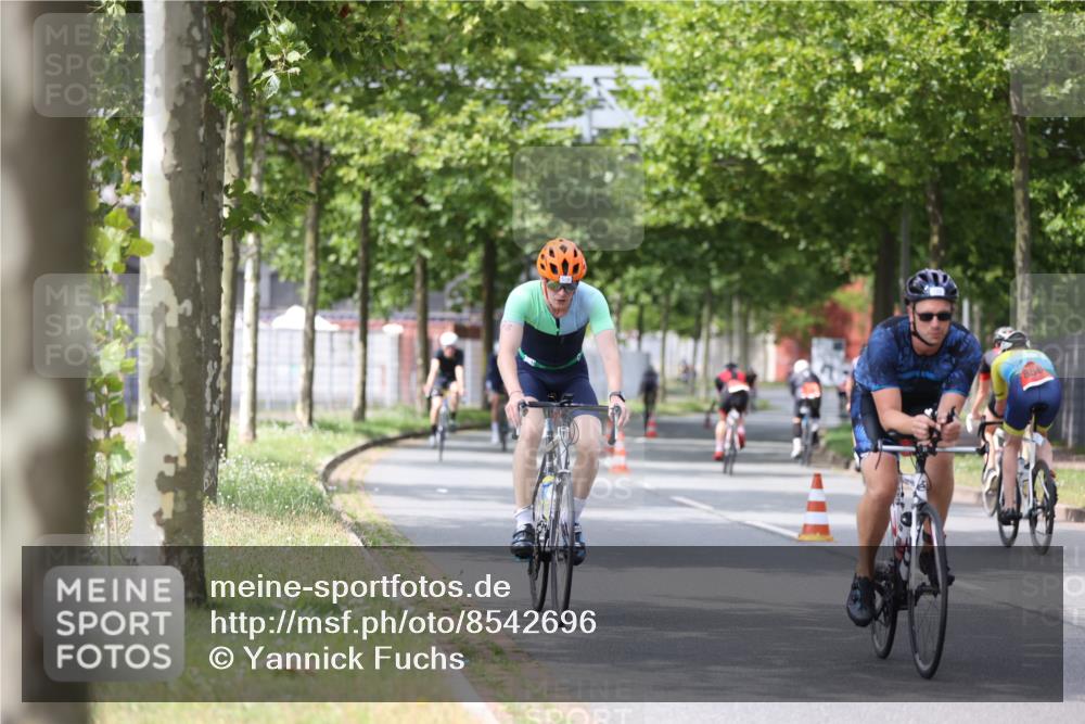 10.08.2025 - GEWOBA Citytriathlon Bremen Yannick Fuchs http://msf.ph/oto/8542696 10.08.2025 12:48:56 Radfahren 578, 621, 627, 641, 649, 655, 657, 682, 687, 717, 788, 857, 863, 897, 932, 950, 1010, 1027 meine-sportfotos.de