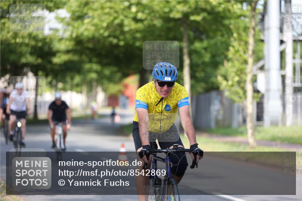 10.08.2025 - GEWOBA Citytriathlon Bremen Yannick Fuchs http://msf.ph/oto/8542869 10.08.2025 10:42:33 Radfahren 13, 17, 89, 167, 175, 189, 199 meine-sportfotos.de