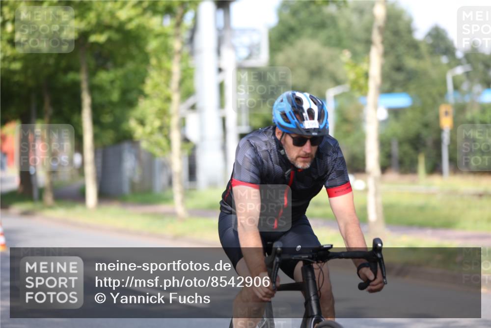 10.08.2025 - GEWOBA Citytriathlon Bremen Yannick Fuchs http://msf.ph/oto/8542906 10.08.2025 10:42:37 Radfahren 13, 17, 89, 167, 175, 199 meine-sportfotos.de