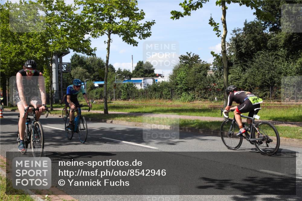 10.08.2025 - GEWOBA Citytriathlon Bremen Yannick Fuchs http://msf.ph/oto/8542946 10.08.2025 14:33:33 Radfahren 2, 25, 48, 74, 138, 440, 514, 518, 519 meine-sportfotos.de