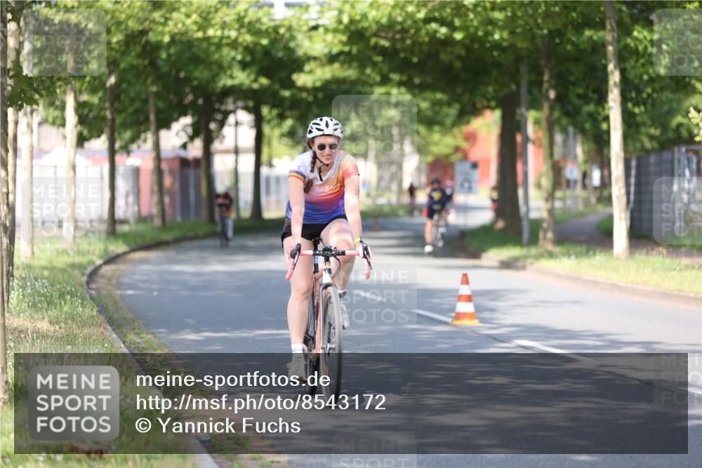 10.08.2025 - GEWOBA Citytriathlon Bremen Yannick Fuchs http://msf.ph/oto/8543172 10.08.2025 10:43:46 Radfahren 53, 179, 217, 425, 487, 507 meine-sportfotos.de
