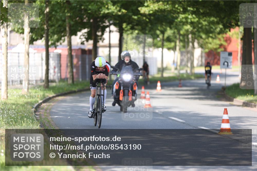 10.08.2025 - GEWOBA Citytriathlon Bremen Yannick Fuchs http://msf.ph/oto/8543190 10.08.2025 10:43:49 Radfahren 53, 179, 217, 425, 487, 507 meine-sportfotos.de