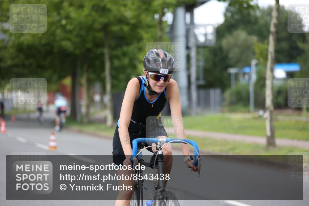 10.08.2025 - GEWOBA Citytriathlon Bremen Yannick Fuchs http://msf.ph/oto/8543438 10.08.2025 12:50:55 Radfahren 681, 776, 894, 937, 1016 meine-sportfotos.de