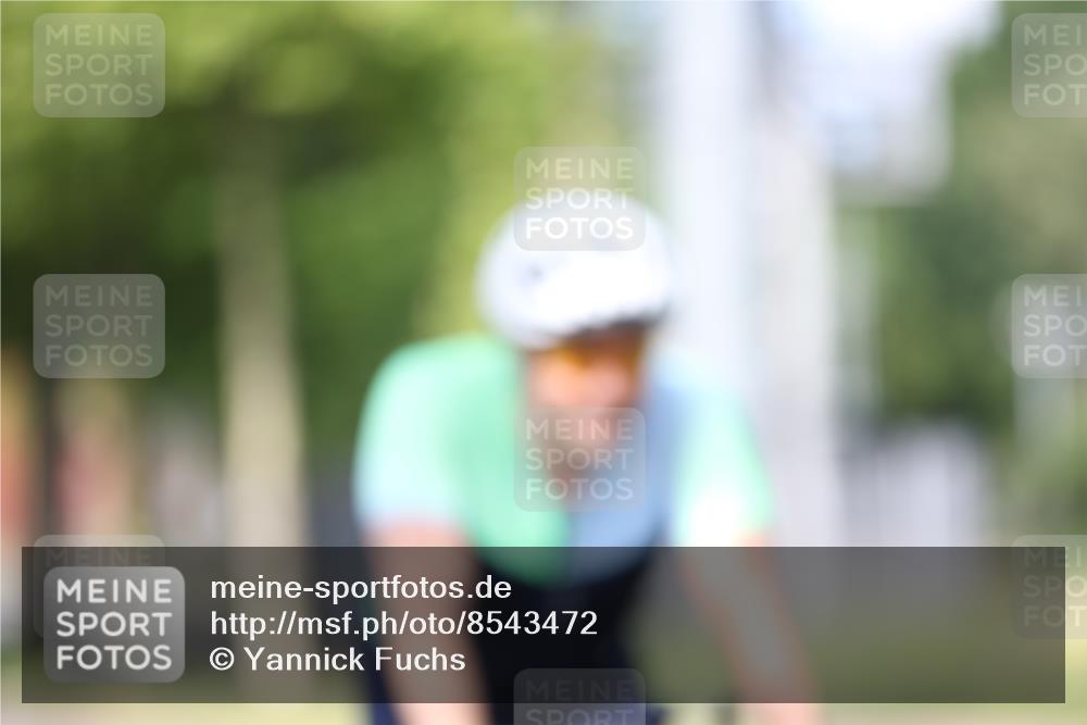 10.08.2025 - GEWOBA Citytriathlon Bremen Yannick Fuchs http://msf.ph/oto/8543472 10.08.2025 10:49:31 Radfahren 353, 387, 405, 407 meine-sportfotos.de