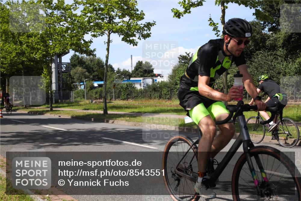 10.08.2025 - GEWOBA Citytriathlon Bremen Yannick Fuchs http://msf.ph/oto/8543551 10.08.2025 14:37:33 Radfahren 4, 58, 63, 116, 197, 254, 287, 290 meine-sportfotos.de