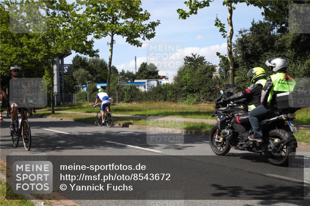 10.08.2025 - GEWOBA Citytriathlon Bremen Yannick Fuchs http://msf.ph/oto/8543672 10.08.2025 14:38:21 Radfahren 51, 54, 81, 152, 162, 295 meine-sportfotos.de