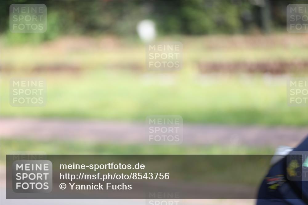 10.08.2025 - GEWOBA Citytriathlon Bremen Yannick Fuchs http://msf.ph/oto/8543756 10.08.2025 10:52:34 Radfahren 21, 43, 349, 354, 355, 491, 504 meine-sportfotos.de