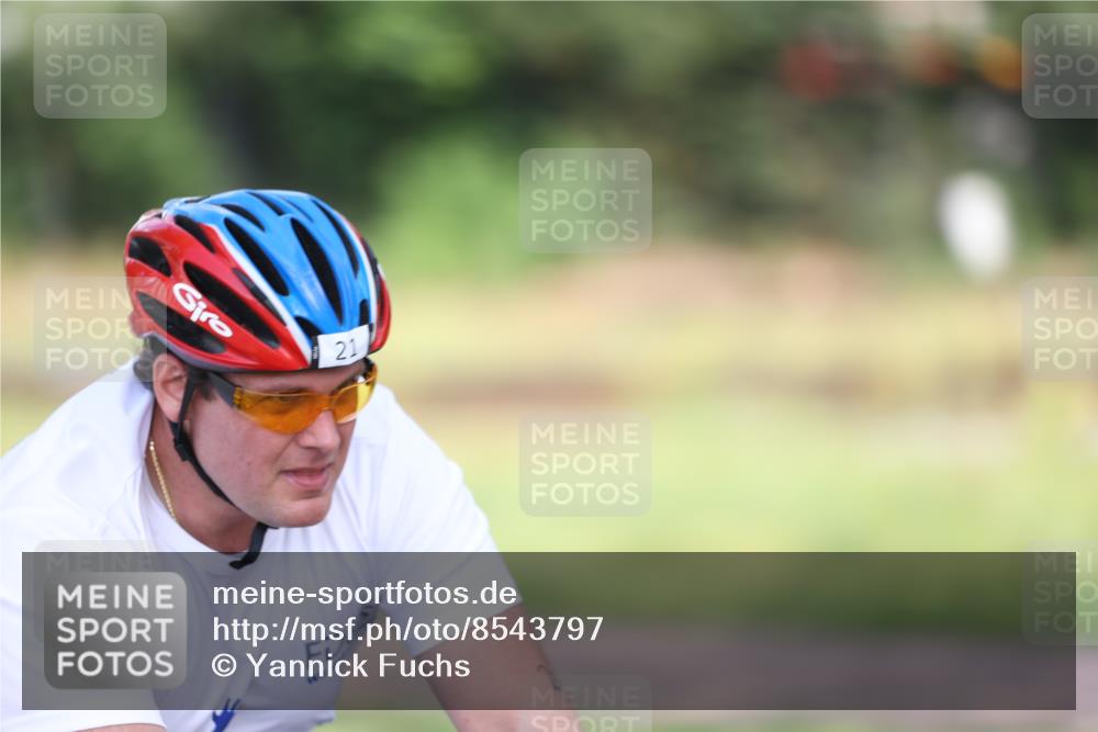 10.08.2025 - GEWOBA Citytriathlon Bremen Yannick Fuchs http://msf.ph/oto/8543797 10.08.2025 10:52:48 Radfahren 21, 43, 400, 413, 491 meine-sportfotos.de
