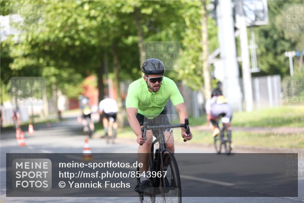 10.08.2025 - GEWOBA Citytriathlon Bremen Yannick Fuchs http://msf.ph/oto/8543967 10.08.2025 10:55:16 Radfahren 19, 163, 211, 219, 397, 418 meine-sportfotos.de