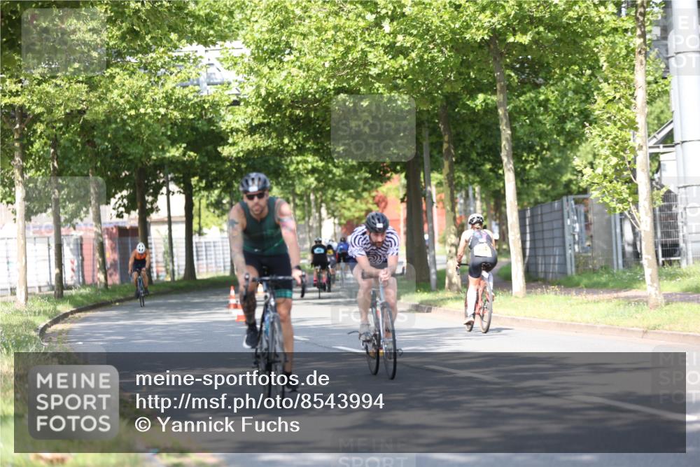 10.08.2025 - GEWOBA Citytriathlon Bremen Yannick Fuchs http://msf.ph/oto/8543994 10.08.2025 10:55:22 Radfahren 19, 163, 211, 219, 397, 418 meine-sportfotos.de
