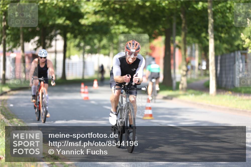 10.08.2025 - GEWOBA Citytriathlon Bremen Yannick Fuchs http://msf.ph/oto/8544196 10.08.2025 10:56:16 Radfahren 69, 99, 115, 119, 401, 429, 464, 466, 497 meine-sportfotos.de