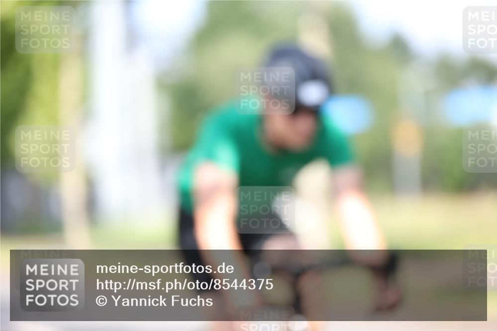 10.08.2025 - GEWOBA Citytriathlon Bremen Yannick Fuchs http://msf.ph/oto/8544375 10.08.2025 10:57:08 Radfahren 5, 77, 101, 233, 454 meine-sportfotos.de