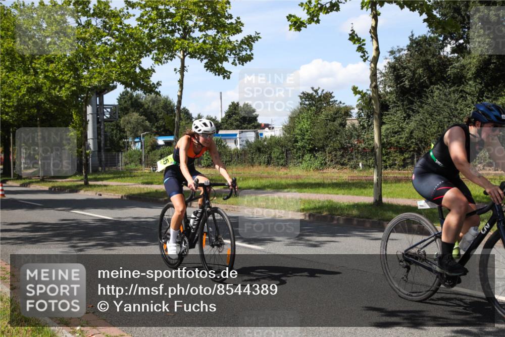 10.08.2025 - GEWOBA Citytriathlon Bremen Yannick Fuchs http://msf.ph/oto/8544389 10.08.2025 14:49:42 Radfahren 6, 169, 193, 286, 305, 328, 377, 402, 407, 429, 461, 466, 491, 517 meine-sportfotos.de