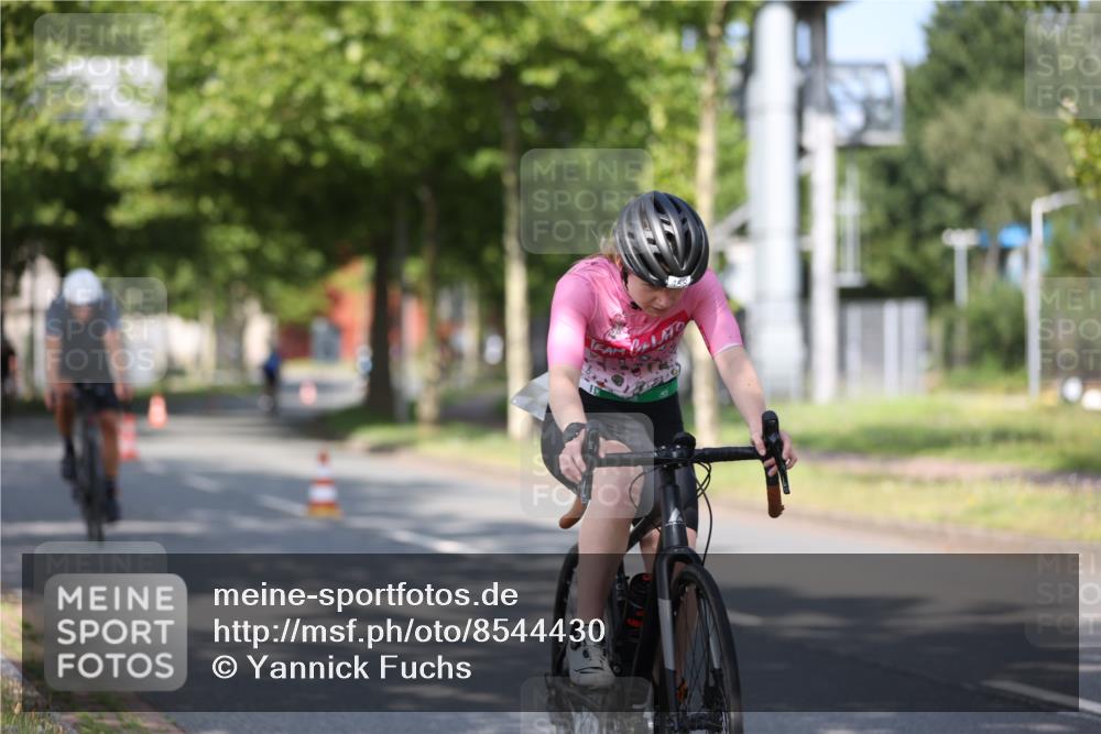 10.08.2025 - GEWOBA Citytriathlon Bremen Yannick Fuchs http://msf.ph/oto/8544430 10.08.2025 10:57:46 Radfahren 35, 159, 215, 458 meine-sportfotos.de