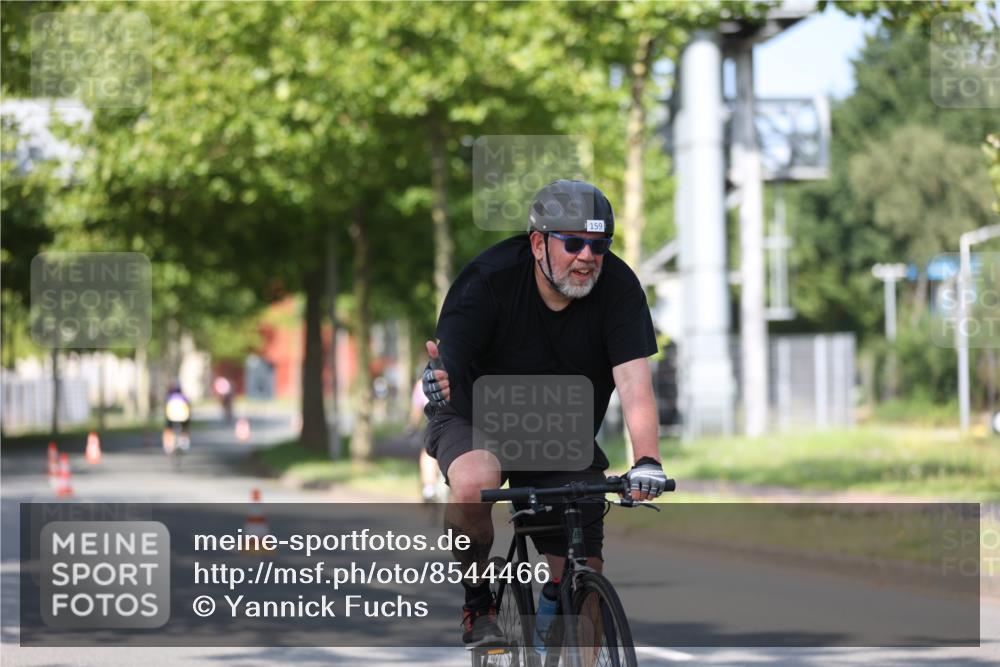 10.08.2025 - GEWOBA Citytriathlon Bremen Yannick Fuchs http://msf.ph/oto/8544466 10.08.2025 10:57:53 Radfahren 35, 143, 159, 215, 458 meine-sportfotos.de