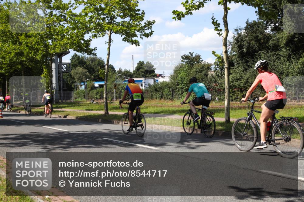 10.08.2025 - GEWOBA Citytriathlon Bremen Yannick Fuchs http://msf.ph/oto/8544717 10.08.2025 14:53:14 Radfahren 188, 376 meine-sportfotos.de