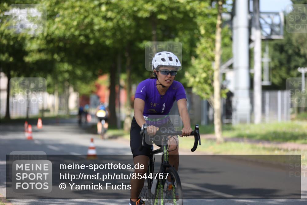 10.08.2025 - GEWOBA Citytriathlon Bremen Yannick Fuchs http://msf.ph/oto/8544767 10.08.2025 10:58:52 Radfahren 57, 191, 450 meine-sportfotos.de