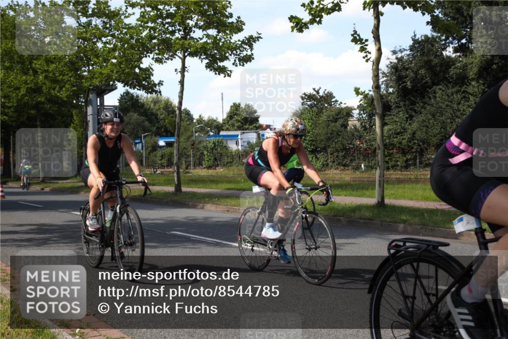 10.08.2025 - GEWOBA Citytriathlon Bremen Yannick Fuchs http://msf.ph/oto/8544785 10.08.2025 14:54:08 Radfahren 324, 345, 362, 433, 434, 454, 473, 475, 485, 508, 519 meine-sportfotos.de