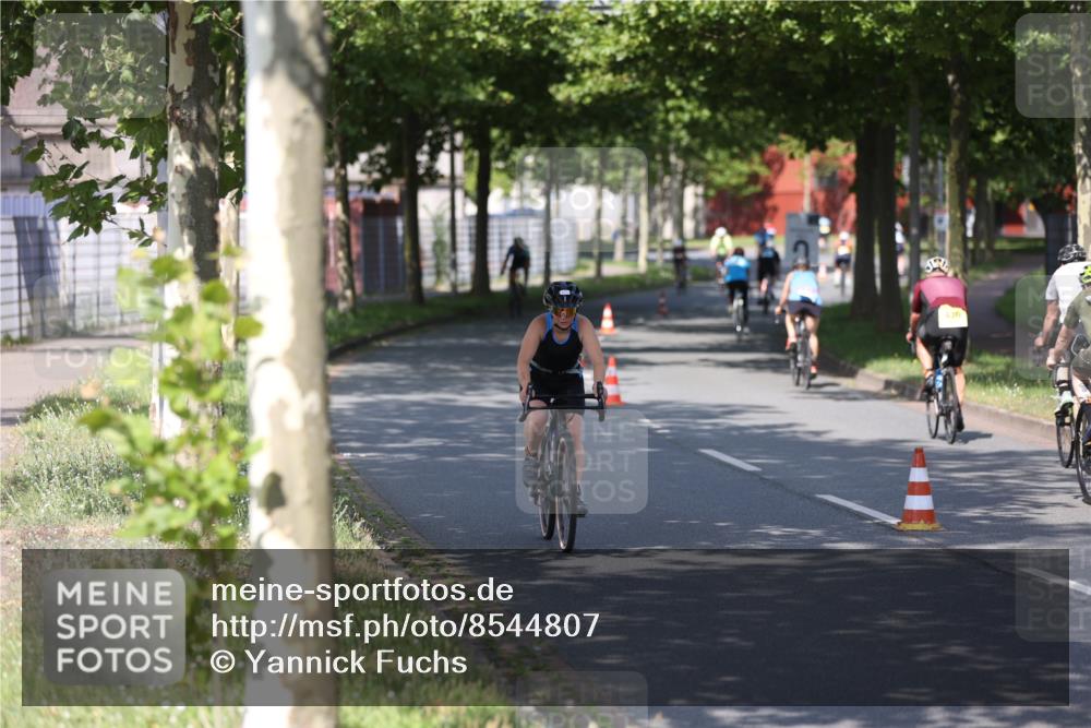 10.08.2025 - GEWOBA Citytriathlon Bremen Yannick Fuchs http://msf.ph/oto/8544807 10.08.2025 10:59:46 Radfahren 47, 59, 141, 417, 463, 475, 498 meine-sportfotos.de