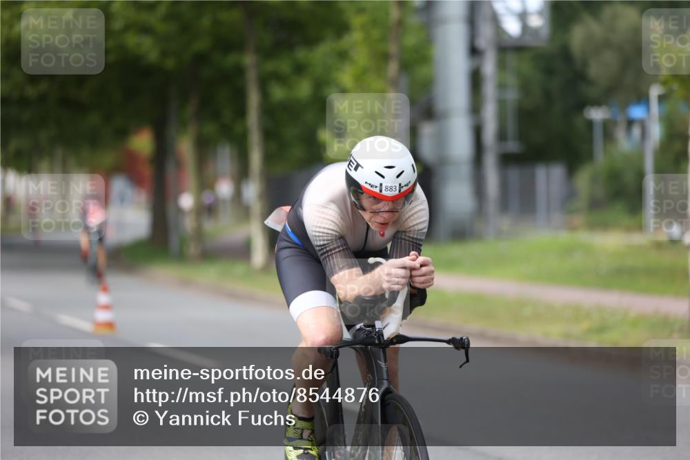 10.08.2025 - GEWOBA Citytriathlon Bremen Yannick Fuchs http://msf.ph/oto/8544876 10.08.2025 12:55:57 Radfahren 636, 765, 779, 784, 883, 890, 896, 1024, 1025 meine-sportfotos.de