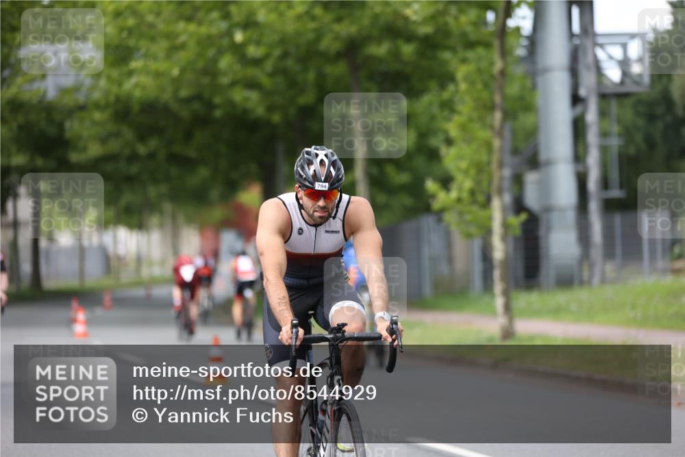 10.08.2025 - GEWOBA Citytriathlon Bremen Yannick Fuchs http://msf.ph/oto/8544929 10.08.2025 12:56:09 Radfahren 589, 662, 764, 765, 784, 883, 896, 1024, 1025 meine-sportfotos.de