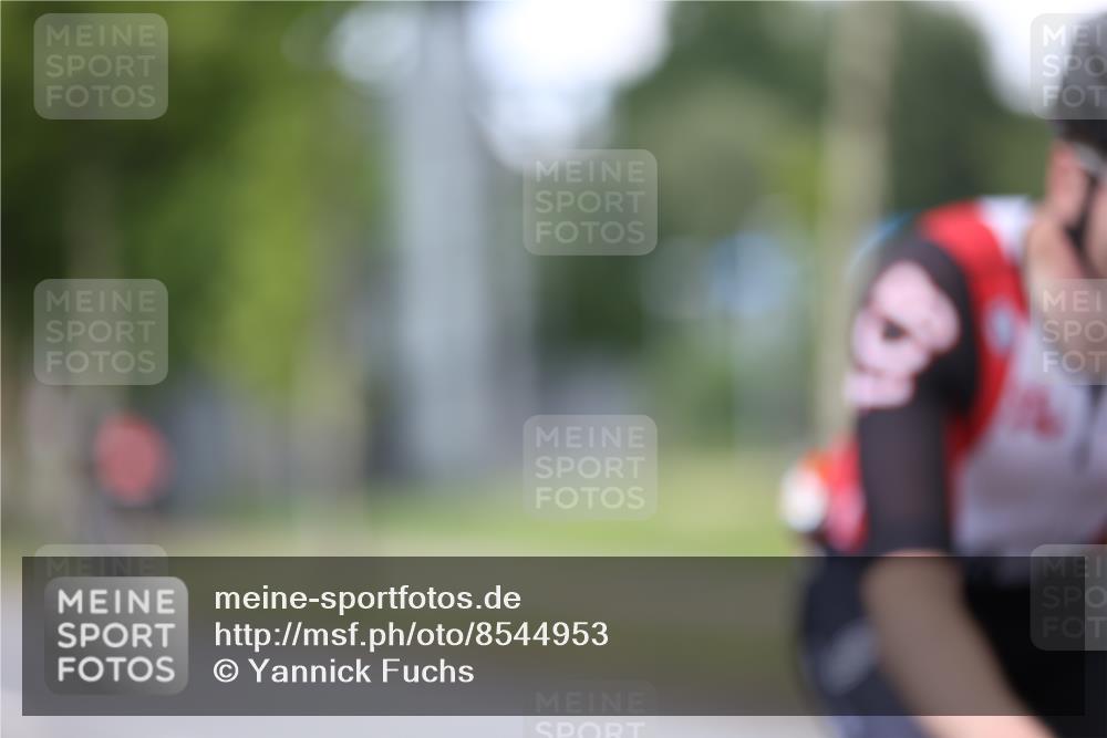 10.08.2025 - GEWOBA Citytriathlon Bremen Yannick Fuchs http://msf.ph/oto/8544953 10.08.2025 12:56:11 Radfahren 589, 662, 764, 765, 784, 844, 1024, 1025 meine-sportfotos.de
