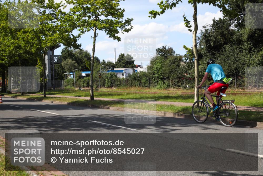 10.08.2025 - GEWOBA Citytriathlon Bremen Yannick Fuchs http://msf.ph/oto/8545027 10.08.2025 15:01:46 Radfahren  meine-sportfotos.de