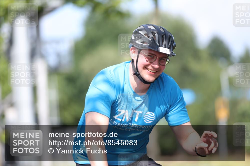 10.08.2025 - GEWOBA Citytriathlon Bremen Yannick Fuchs http://msf.ph/oto/8545083 10.08.2025 11:02:47 Radfahren 23, 53, 135, 223, 484 meine-sportfotos.de