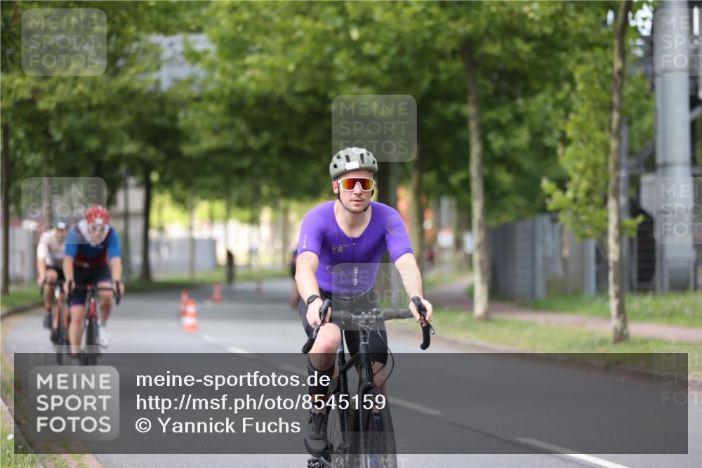 10.08.2025 - GEWOBA Citytriathlon Bremen Yannick Fuchs http://msf.ph/oto/8545159 10.08.2025 12:56:36 Radfahren 555, 567, 678, 706, 721, 737, 749, 772, 782, 814, 815, 831, 844 meine-sportfotos.de