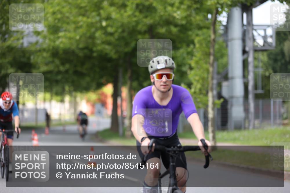 10.08.2025 - GEWOBA Citytriathlon Bremen Yannick Fuchs http://msf.ph/oto/8545164 10.08.2025 12:56:37 Radfahren 555, 567, 597, 678, 706, 721, 737, 749, 772, 782, 814, 815, 831 meine-sportfotos.de