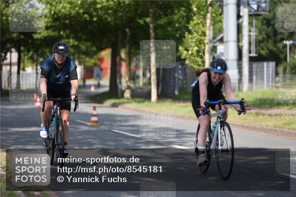 10.08.2025 - GEWOBA Citytriathlon Bremen Yannick Fuchs http://msf.ph/oto/8545181 10.08.2025 11:03:22 Radfahren 27, 55, 175, 177, 189, 415, 496 meine-sportfotos.de