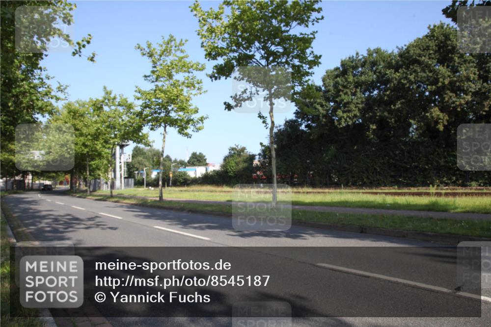10.08.2025 - GEWOBA Citytriathlon Bremen Yannick Fuchs http://msf.ph/oto/8545187 10.08.2025 09:39:00 Radfahren  meine-sportfotos.de
