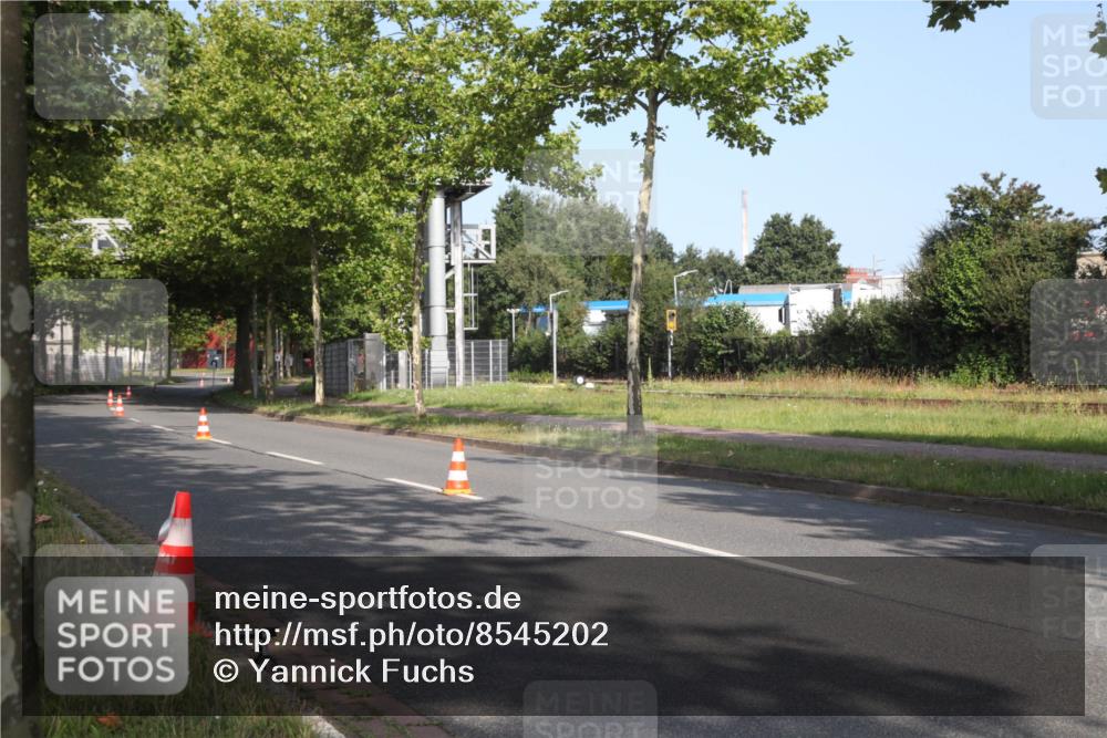 10.08.2025 - GEWOBA Citytriathlon Bremen Yannick Fuchs http://msf.ph/oto/8545202 10.08.2025 09:55:26 Radfahren  meine-sportfotos.de