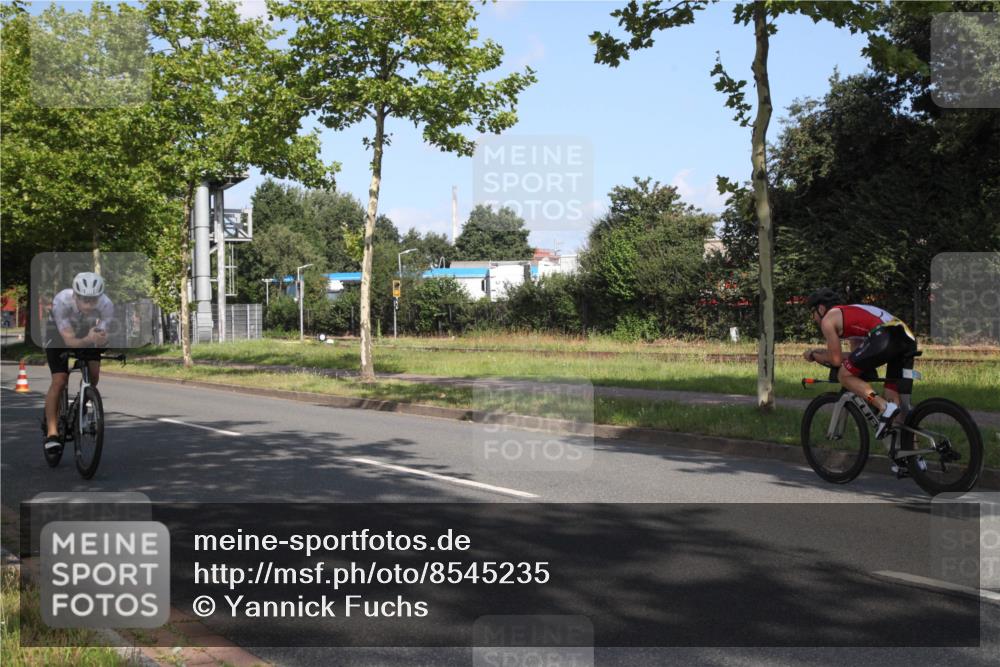 10.08.2025 - GEWOBA Citytriathlon Bremen Yannick Fuchs http://msf.ph/oto/8545235 10.08.2025 10:23:31 Radfahren 375 meine-sportfotos.de