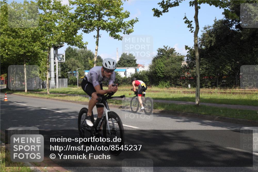 10.08.2025 - GEWOBA Citytriathlon Bremen Yannick Fuchs http://msf.ph/oto/8545237 10.08.2025 10:23:31 Radfahren 375 meine-sportfotos.de