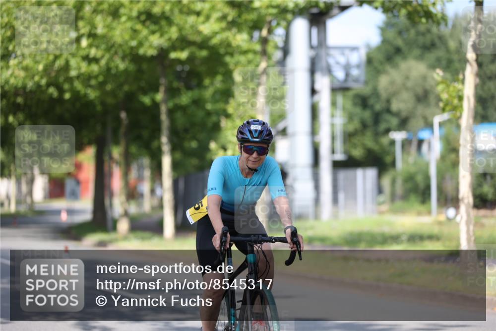 10.08.2025 - GEWOBA Citytriathlon Bremen Yannick Fuchs http://msf.ph/oto/8545317 10.08.2025 11:04:15 Radfahren 505 meine-sportfotos.de