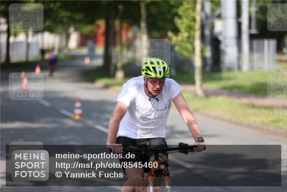 10.08.2025 - GEWOBA Citytriathlon Bremen Yannick Fuchs http://msf.ph/oto/8545460 10.08.2025 11:06:24 Radfahren 17, 171 meine-sportfotos.de