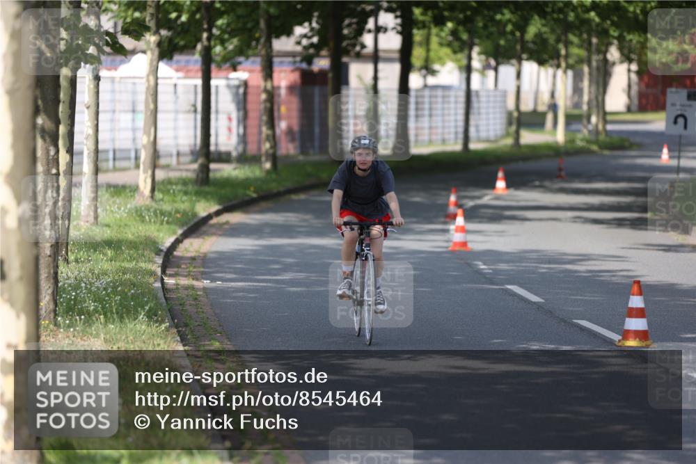 10.08.2025 - GEWOBA Citytriathlon Bremen Yannick Fuchs http://msf.ph/oto/8545464 10.08.2025 11:06:35 Radfahren 171 meine-sportfotos.de