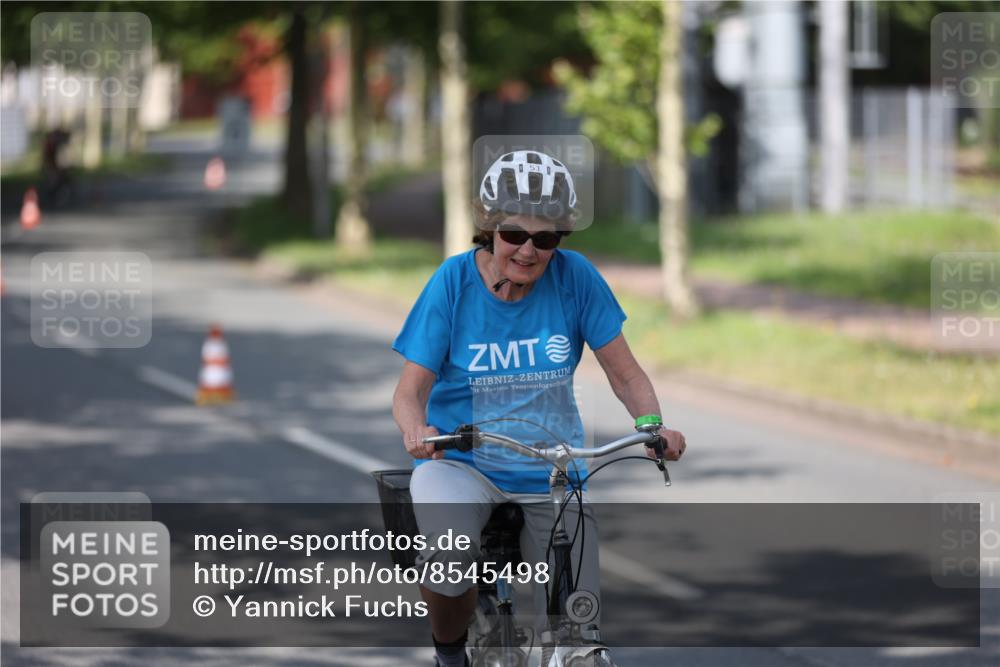 10.08.2025 - GEWOBA Citytriathlon Bremen Yannick Fuchs http://msf.ph/oto/8545498 10.08.2025 11:11:22 Radfahren 51 meine-sportfotos.de