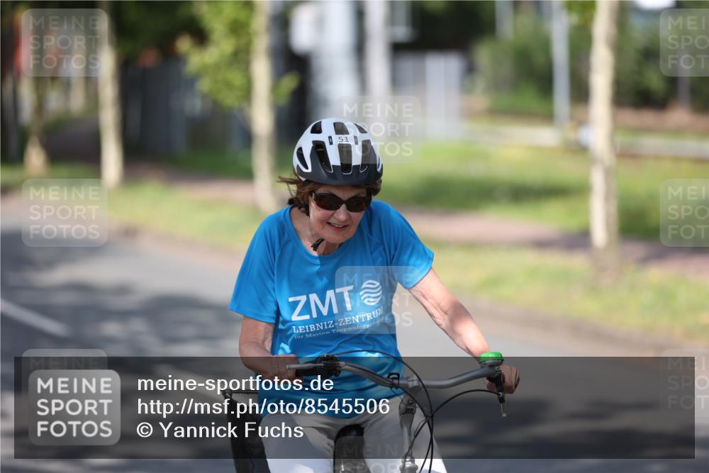 10.08.2025 - GEWOBA Citytriathlon Bremen Yannick Fuchs http://msf.ph/oto/8545506 10.08.2025 11:11:22 Radfahren 51 meine-sportfotos.de