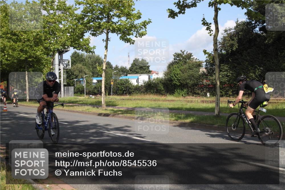 10.08.2025 - GEWOBA Citytriathlon Bremen Yannick Fuchs http://msf.ph/oto/8545536 10.08.2025 10:32:29 Radfahren 349, 354, 406, 408, 426, 432, 473, 483, 502 meine-sportfotos.de