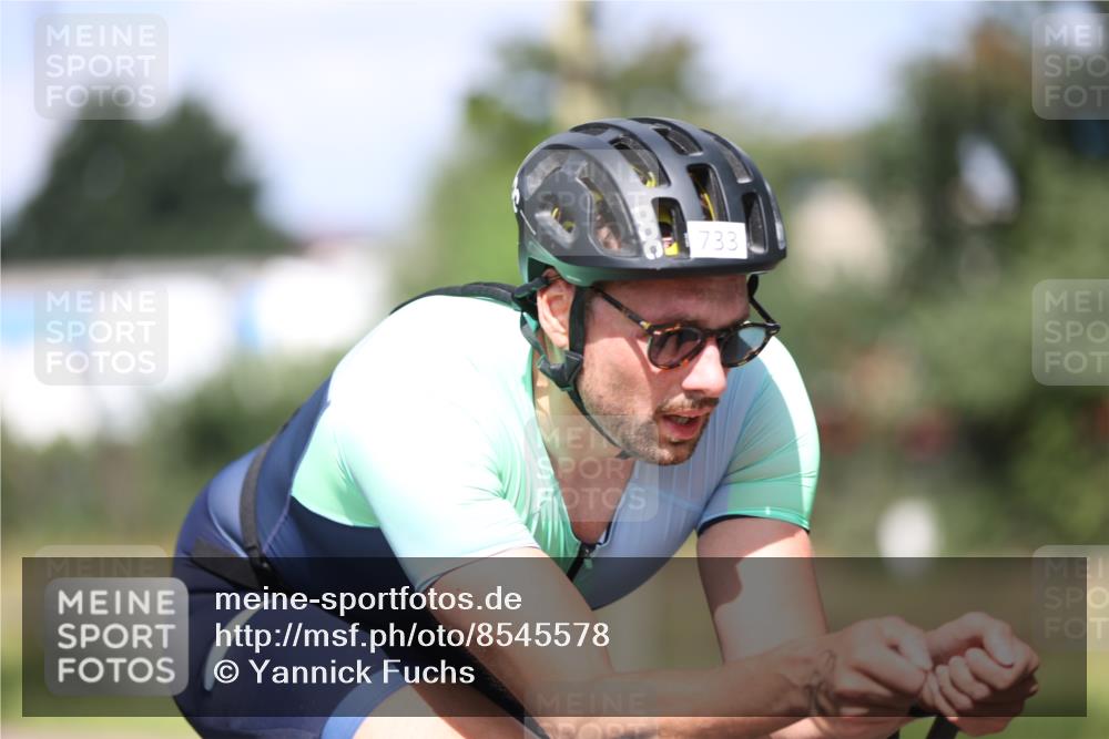 10.08.2025 - GEWOBA Citytriathlon Bremen Yannick Fuchs http://msf.ph/oto/8545578 10.08.2025 11:57:24 Radfahren 733 meine-sportfotos.de