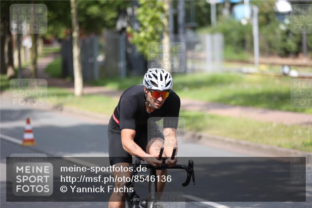 10.08.2025 - GEWOBA Citytriathlon Bremen Yannick Fuchs http://msf.ph/oto/8546136 10.08.2025 12:06:37 Radfahren 580, 613, 634, 658, 714 meine-sportfotos.de
