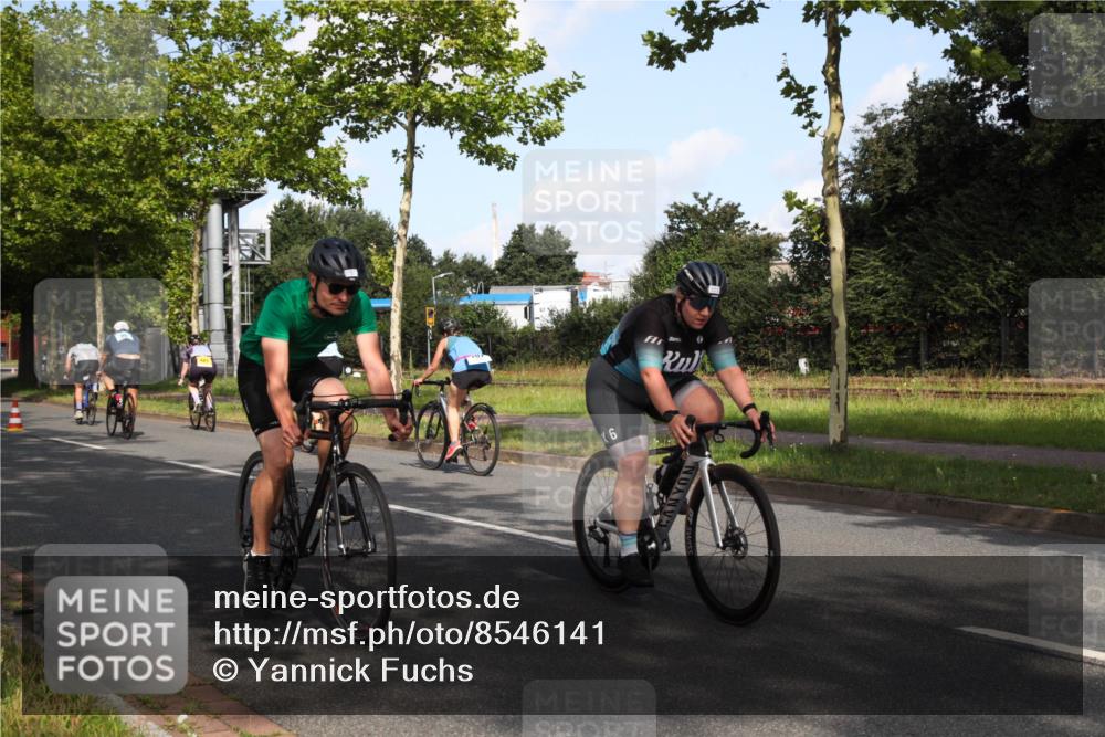 10.08.2025 - GEWOBA Citytriathlon Bremen Yannick Fuchs http://msf.ph/oto/8546141 10.08.2025 10:38:23 Radfahren 5, 19, 93, 101, 207, 211, 247, 391, 463, 475, 482 meine-sportfotos.de